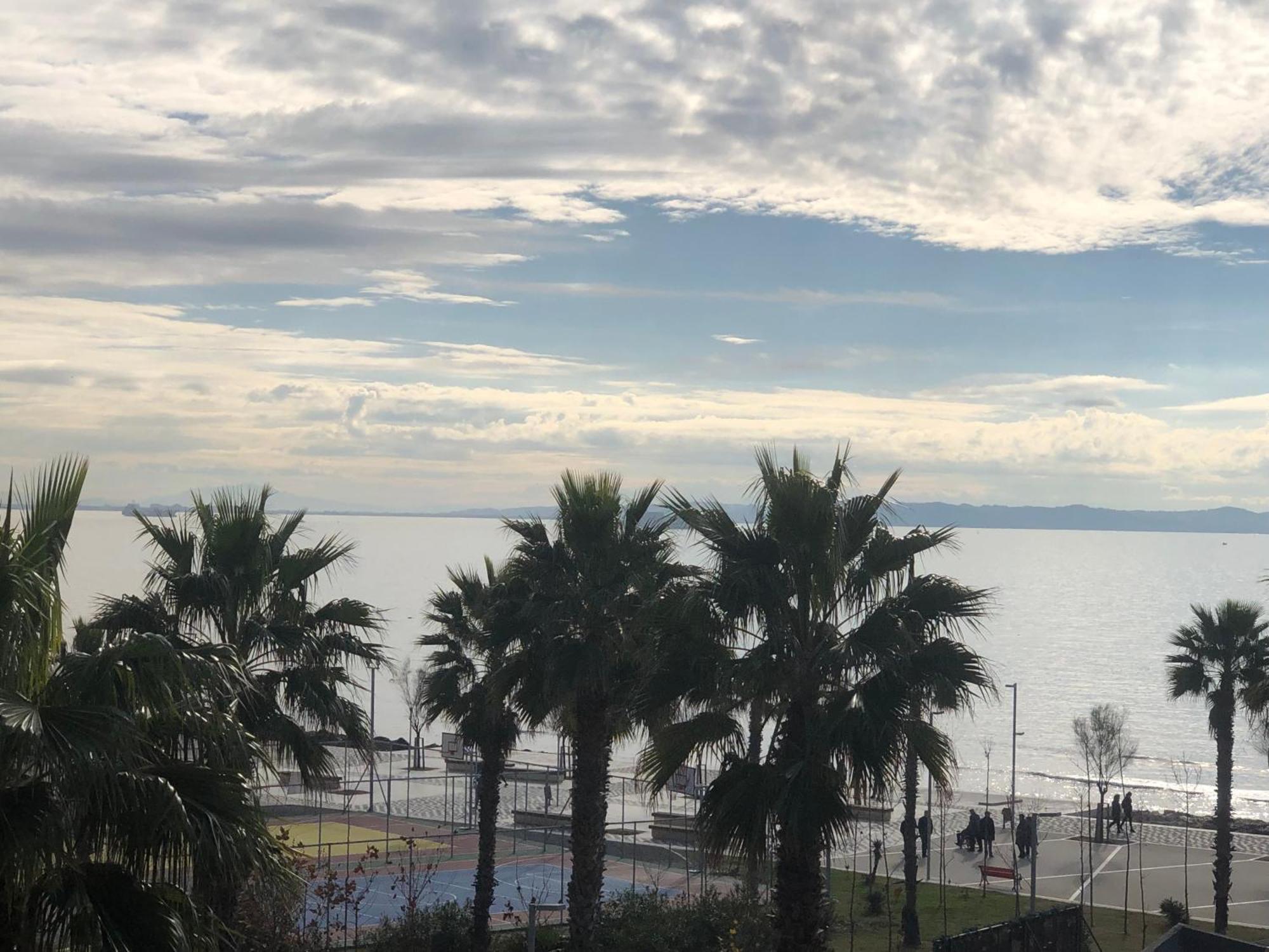 Vollga Four Seasons Apartment Durrës Kültér fotó