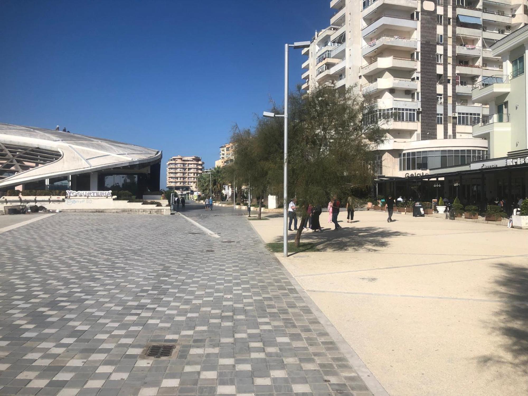 Vollga Four Seasons Apartment Durrës Kültér fotó