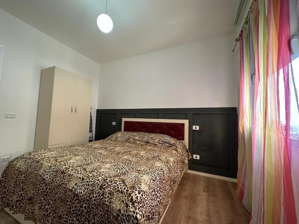 Vollga Four Seasons Apartment Durrës Kültér fotó